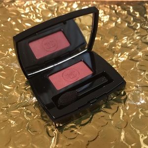 Chanel Ombré Essentielle Soft Touch Eyeshadow